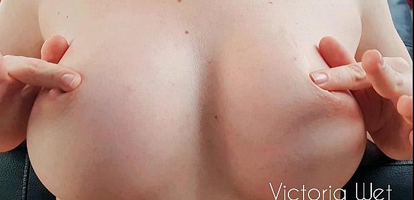  Victoria Wet - plays with nipples